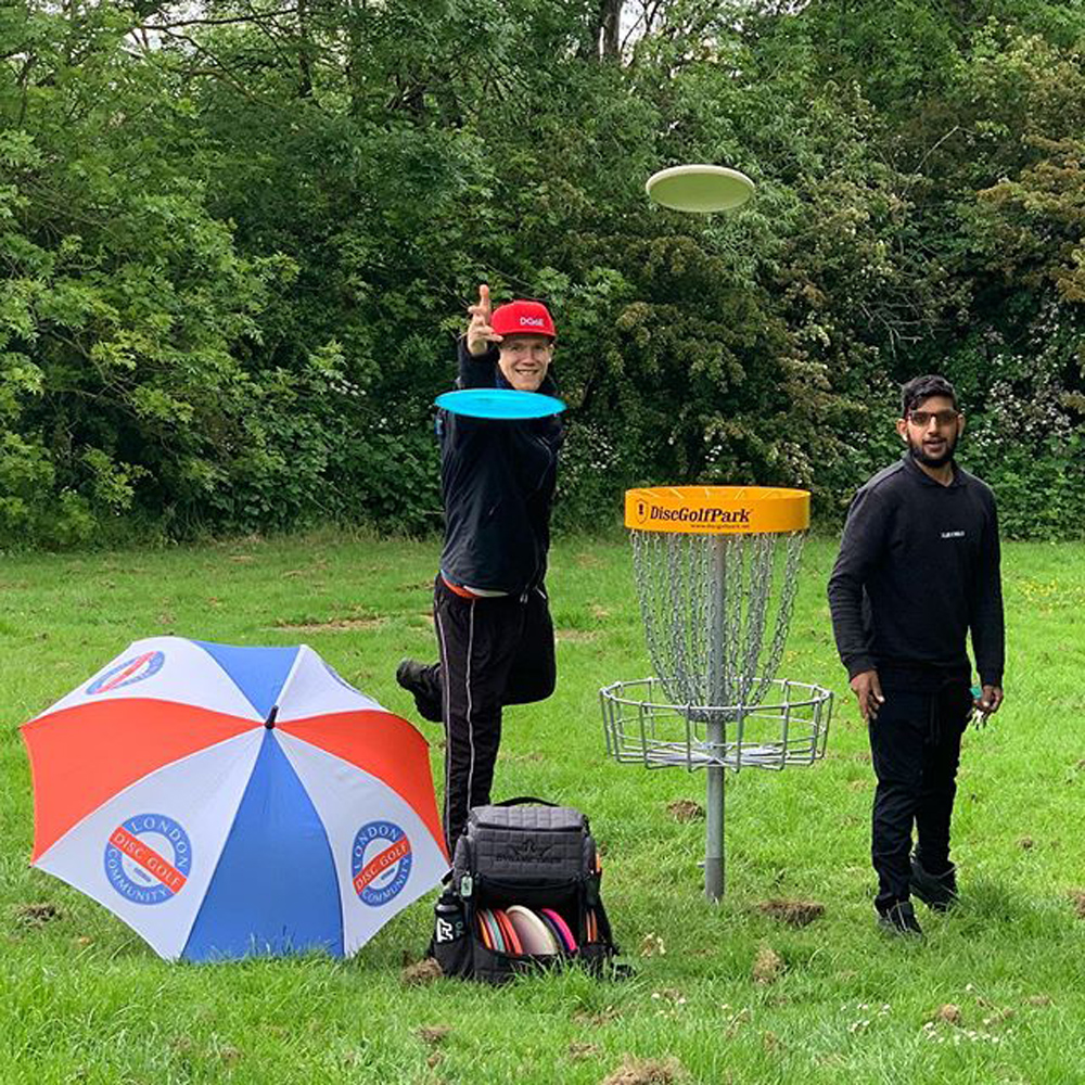 9 Holes of Disc Golf in London with Bookado!